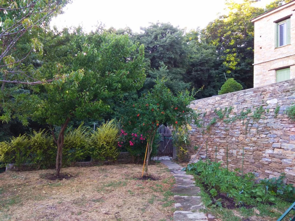 Marina Traditional Stonehouse Afétai 외부 사진